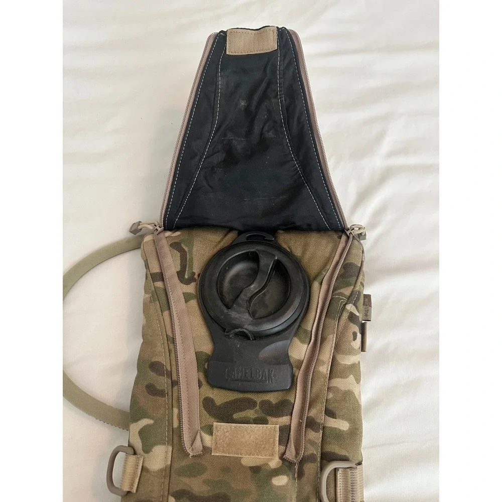 CamelBak Maximum Gear Ambush Hydration‎ Pack Multicam Camo Tactical Backpack